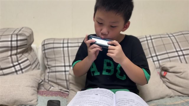 唐老伯有个小农场