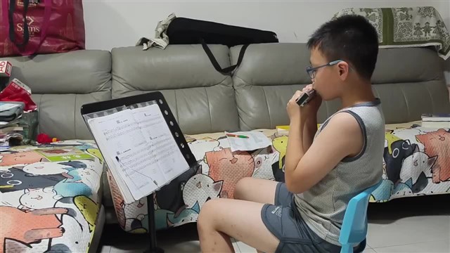 143.我们爱老师