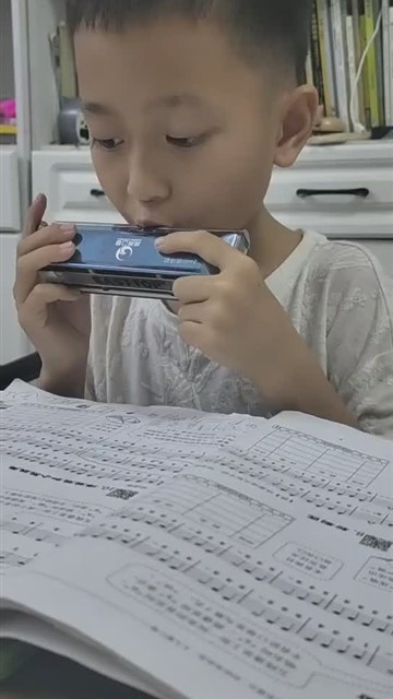 洋娃娃和小熊跳舞 跟拍