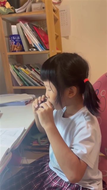 10.洋娃娃和小熊跳舞