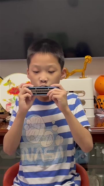 17小小少年
