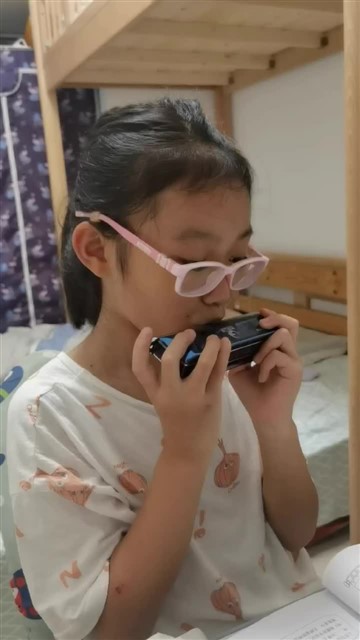 10. 洋娃娃和小熊跳舞