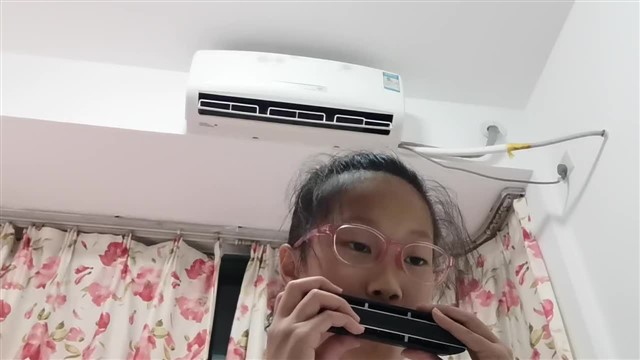洋娃娃和小熊跳舞