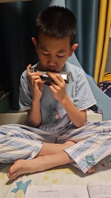 18-小鼓响咚咚