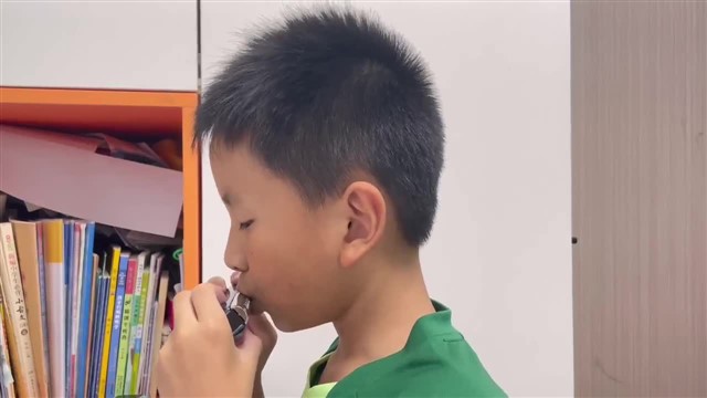 小小少年