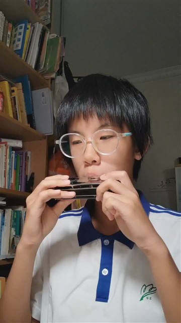 洋娃娃和小熊跳舞