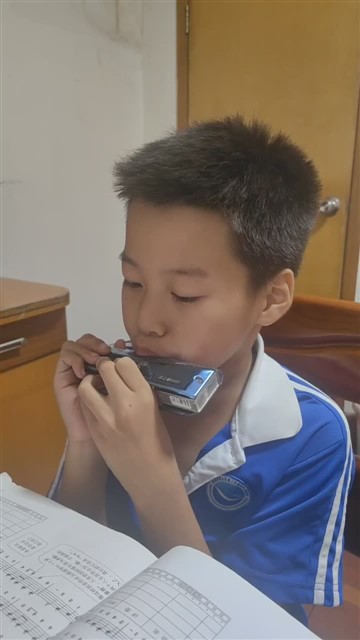 10.洋娃娃和小熊跳舞