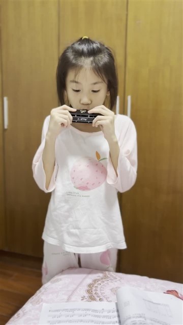 唐老伯有个小农场