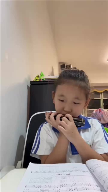 17.小小少年