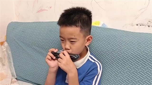 18.小鼓响咚咚