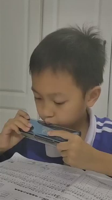 洋娃娃和小熊跳舞