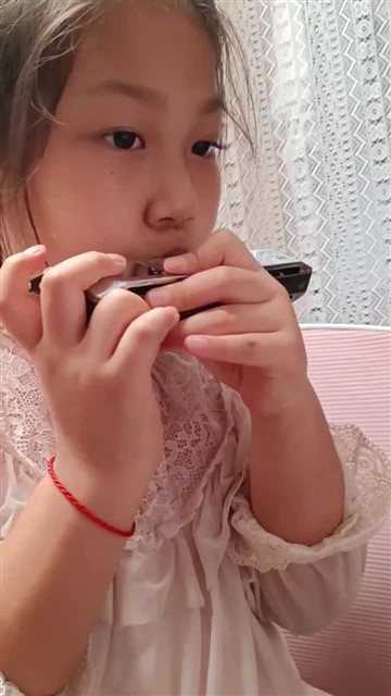 18.小鼓响咚咚
