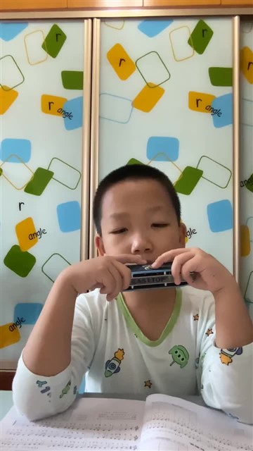 9.闪烁的小星