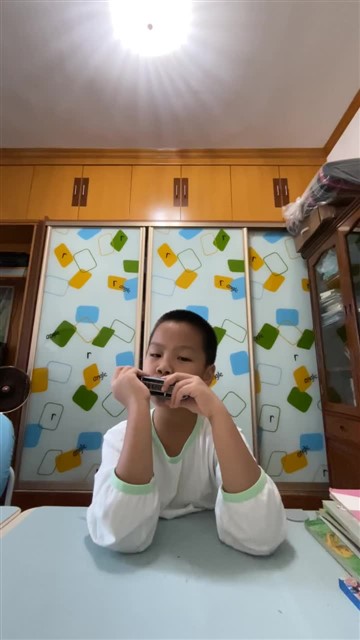 9.闪烁的小星