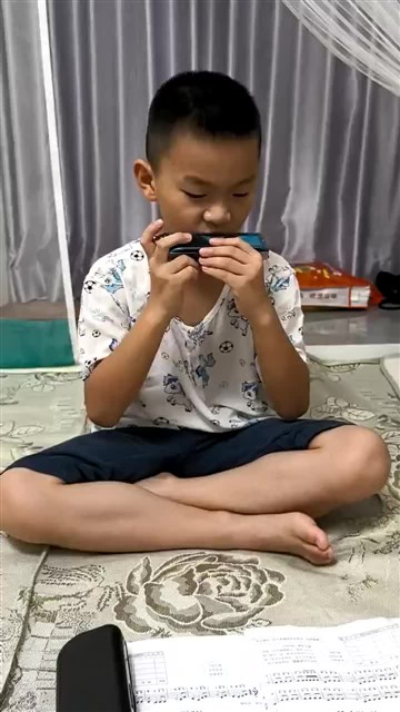 洋娃娃和小熊跳舞