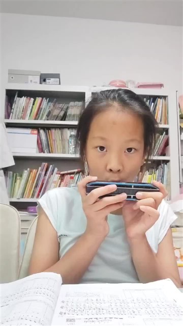 洋娃娃和小熊跳舞