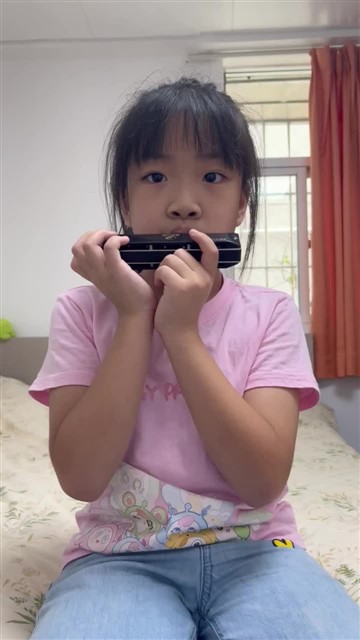 洋娃娃和小熊跳舞