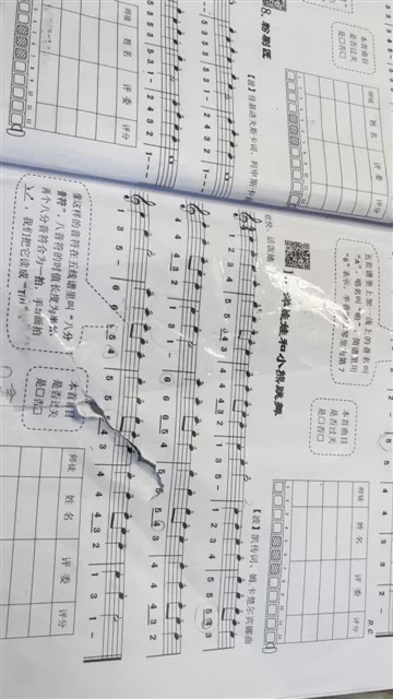 洋娃娃和小熊跳舞