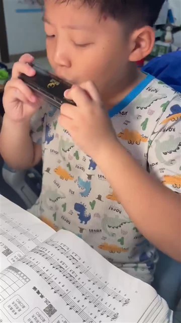 mmexport1764080461945