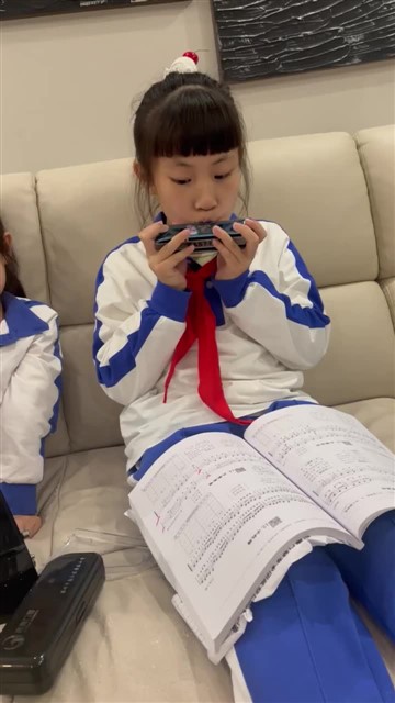 0105谢瑾璇小雨沙沙