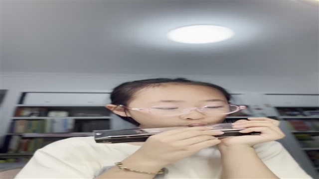 洋娃娃和小熊跳舞